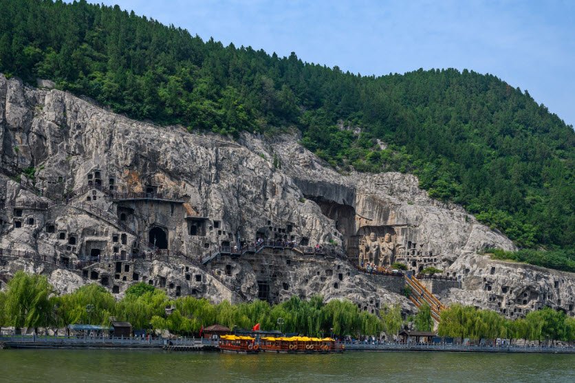 Longmen Grottoes, Luoyang, Henan, China